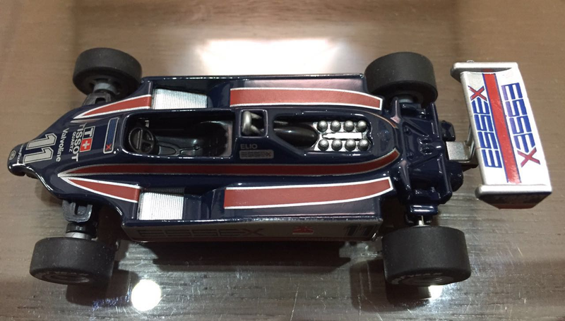 ...engine details can be seen clearly here. The suspension for the rear is simplified into being moulded in to the bodywork...